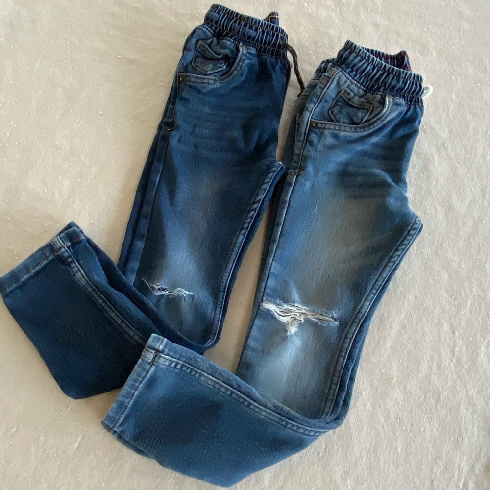 Cat & Jack and The Children’s Place Bundle of 5 Pairs of Size 5 and 5T Jeans - Picture 3 of 16